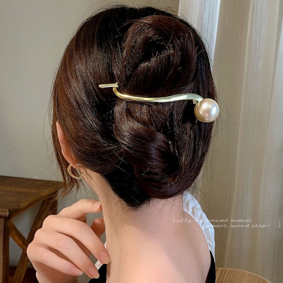 Elegant Glitter Pearl Hair Cli - đánh giá và giá Lifestyle In Korean