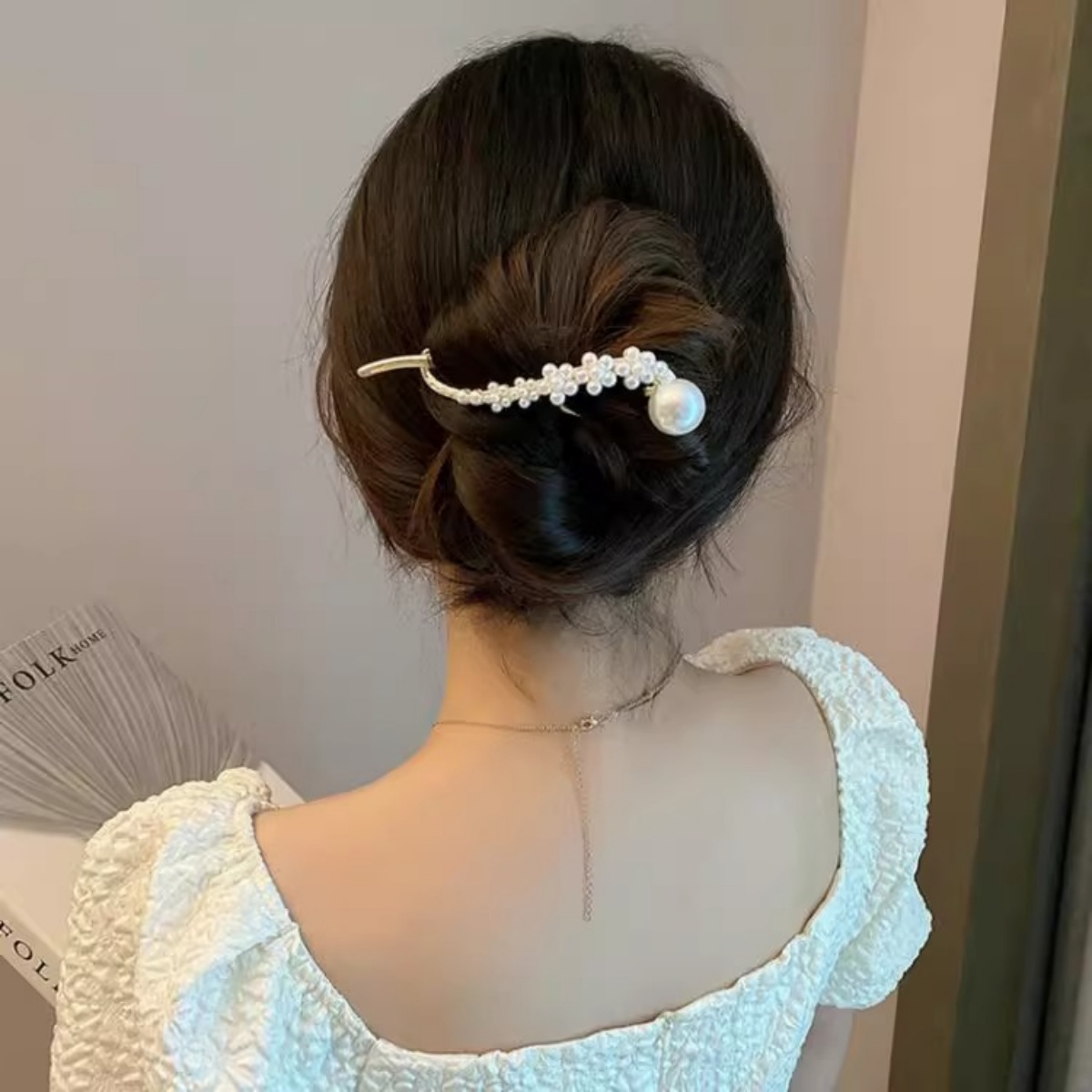 Elegant Glitter Pearl Hair Cli - đánh giá và giá Lifestyle In Korean